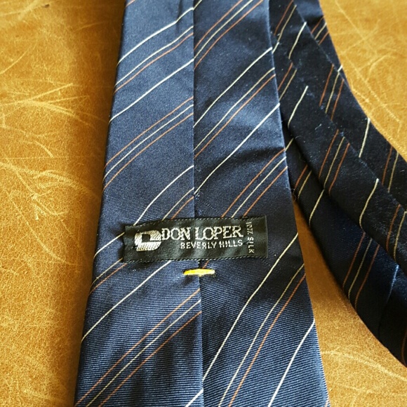 Don Loper Tie - Picture 3 of 4